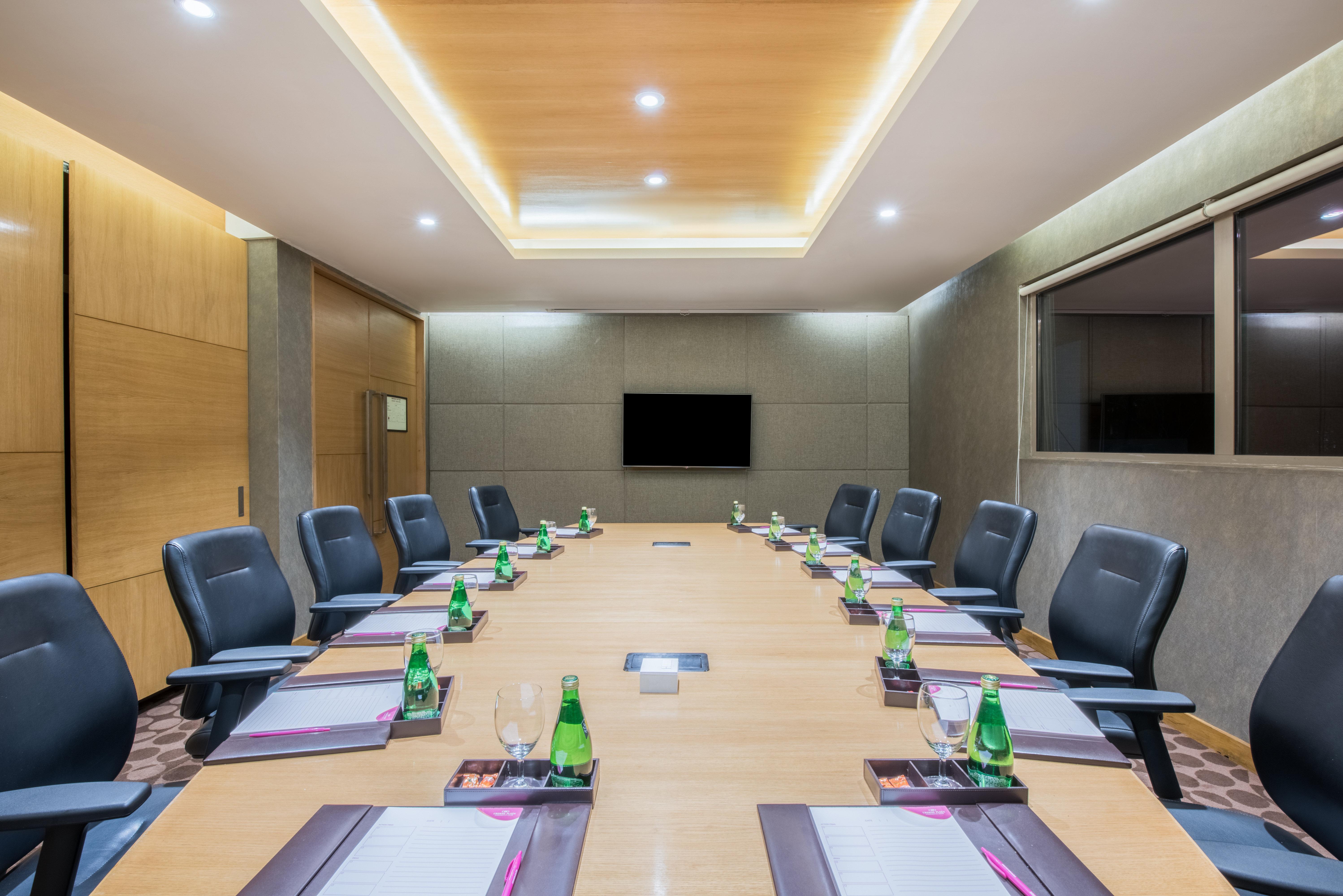 Crowne Plaza Ahmedabad City Centre By Ihg Exterior foto